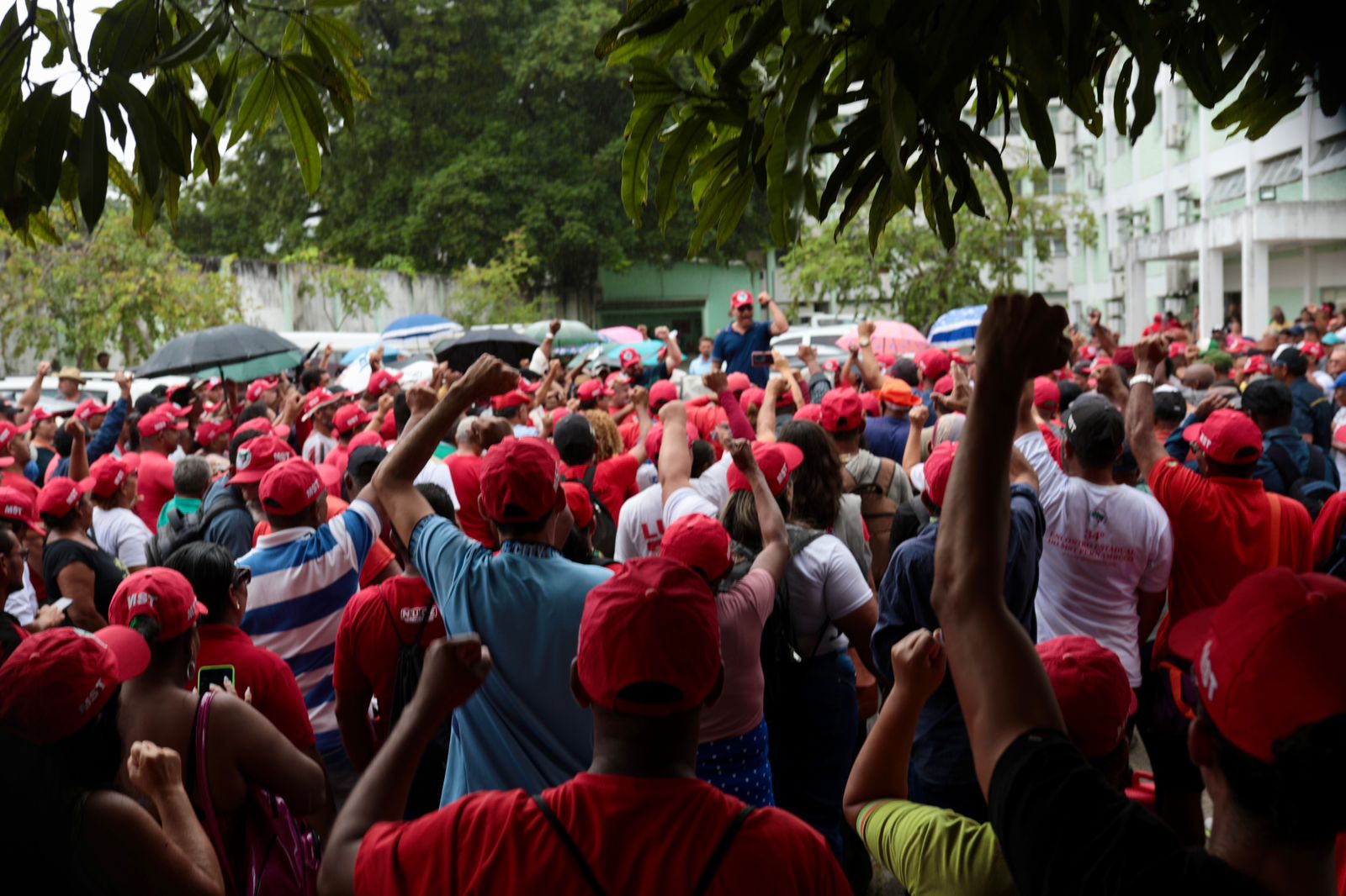 MST ocupa sede do Incra em Pernambuco durante Semana Camponesa