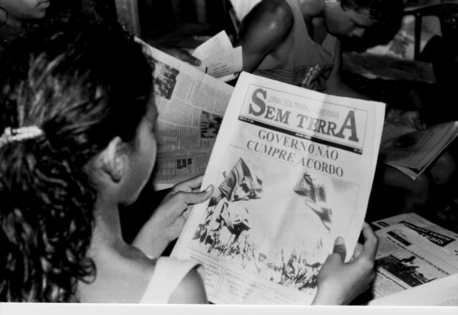 Rompendo as cercas da comunicação: Jovana Cestille fala sobre os 44 anos do Jornal Sem Terra