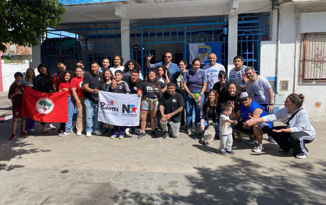 Estudantes de Medicina do MST realizam Brigada Popular de Saúde e ação solidária em Buenos Aires