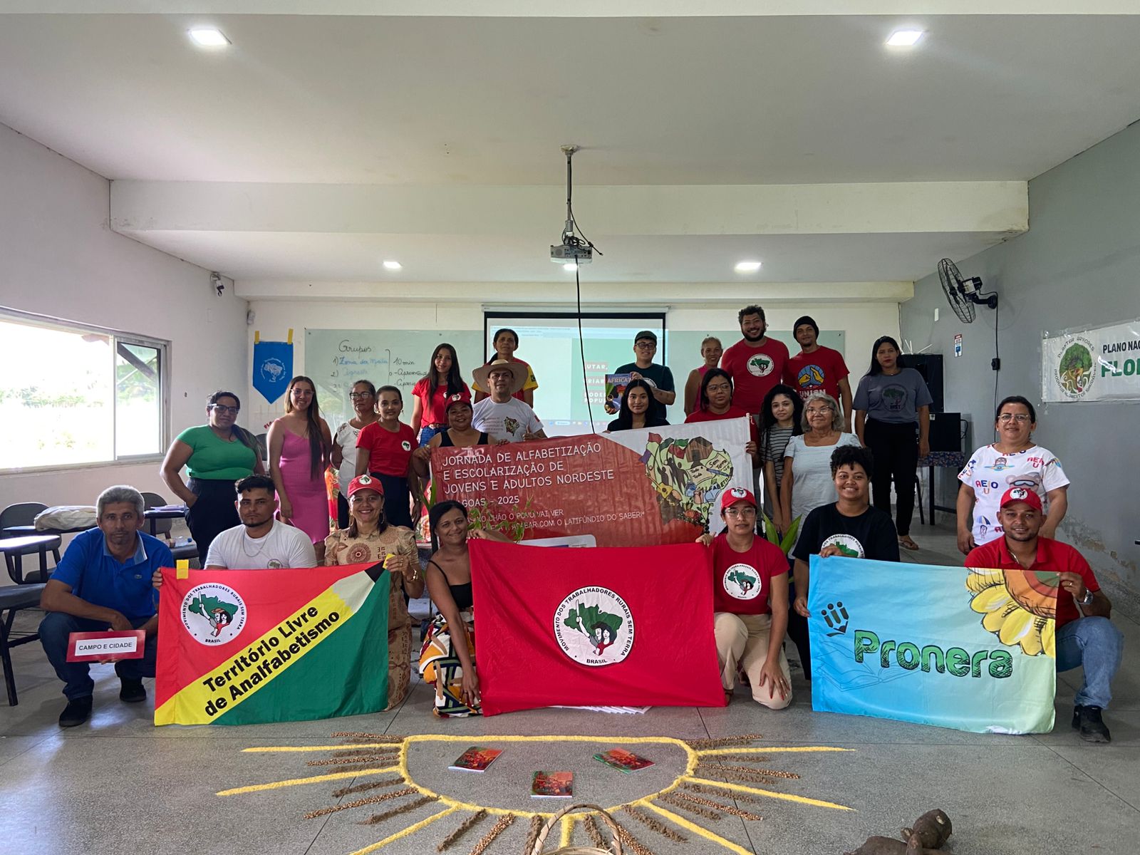 Educadores e educadoras em Alagoas se preparam para segunda fase da Jornada EJA nas áreas do MST