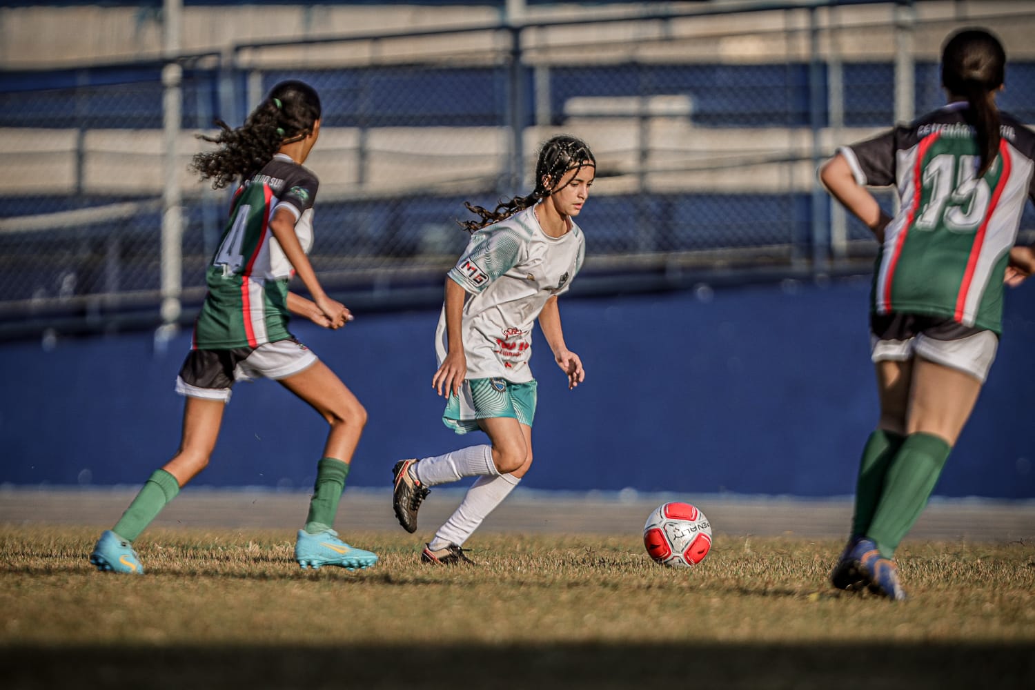 Parceria inédita entre MST e time de futebol feminino Ferroviária dá seus primeiros frutos
