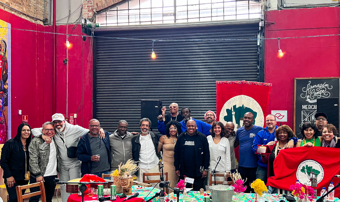 MST e Inimigos do Batente festejam Dia Nacional do Samba com lançamento da Medalha Beth Carvalho 