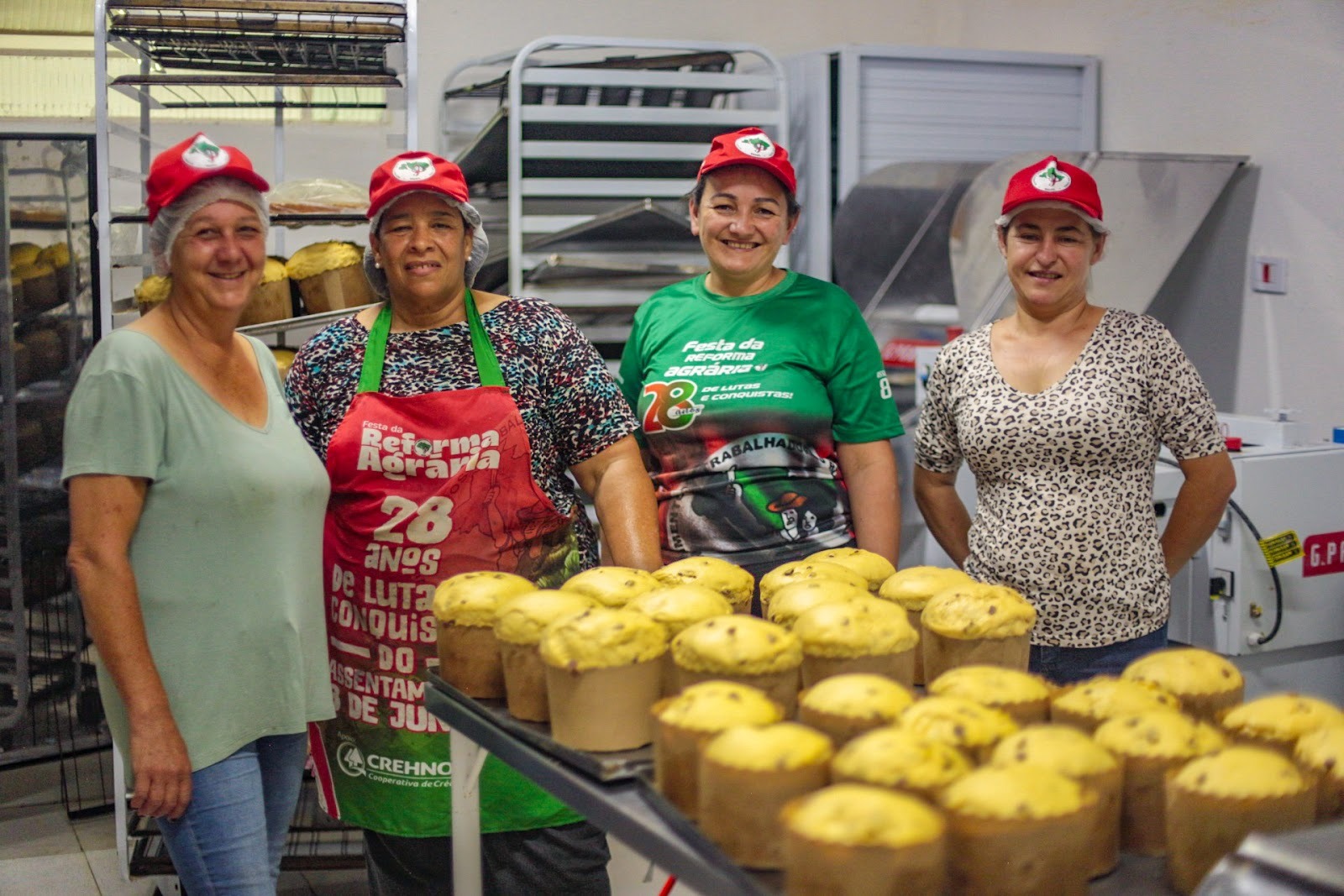 Natal Solidário do MST une música de raiz e partilha de alimentos em Rio Bonito do Iguaçu