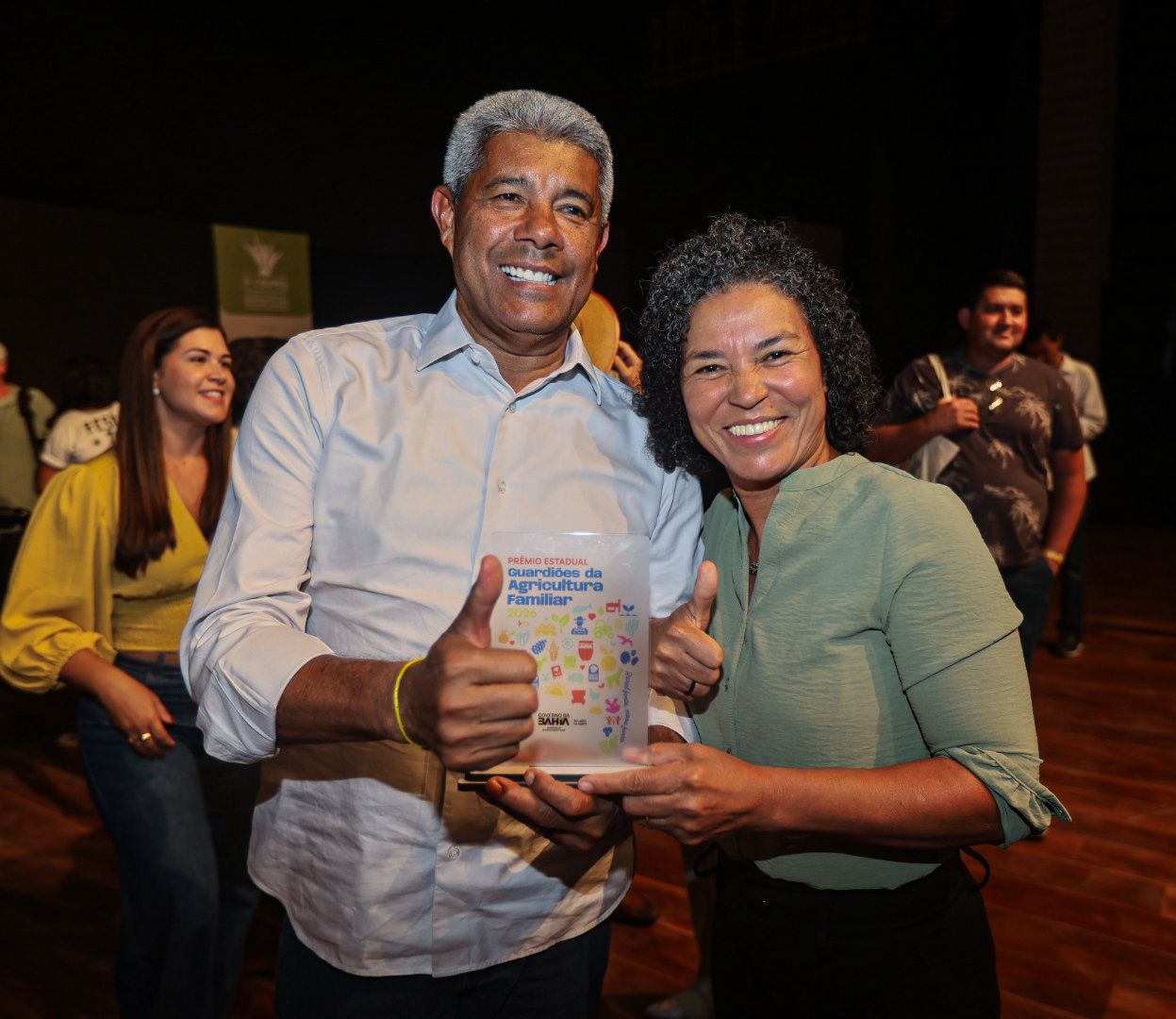 Lucinha do MST recebe reconhecimento de Guardiã da Reforma Agrária na Bahia