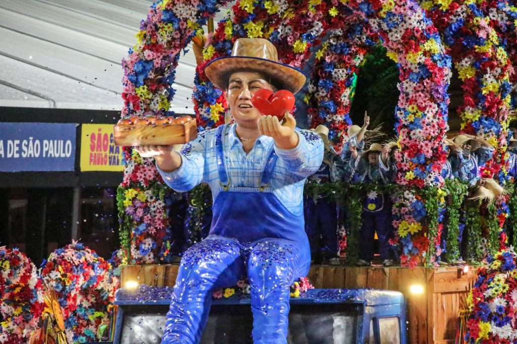 Tatuapé conquista 4º lugar com o grito da Reforma Agrária Popular