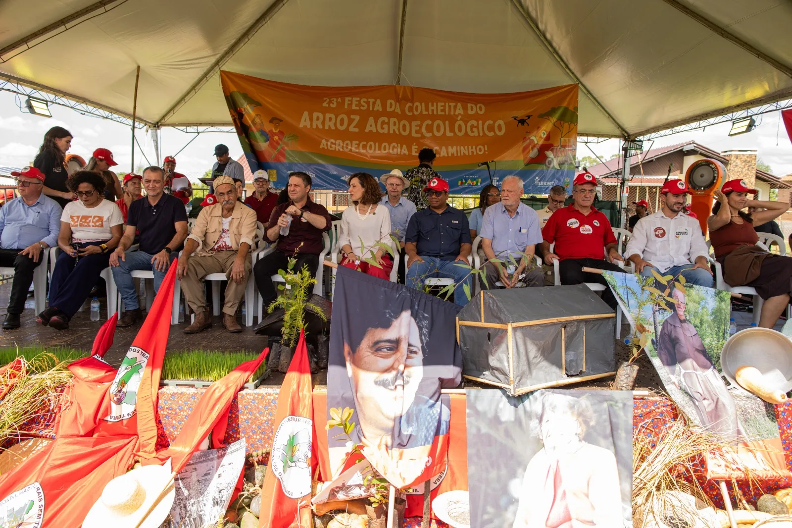 O grão dourado que alimenta a esperança é celebrado na Festa da Colheita do Arroz Agroecológico