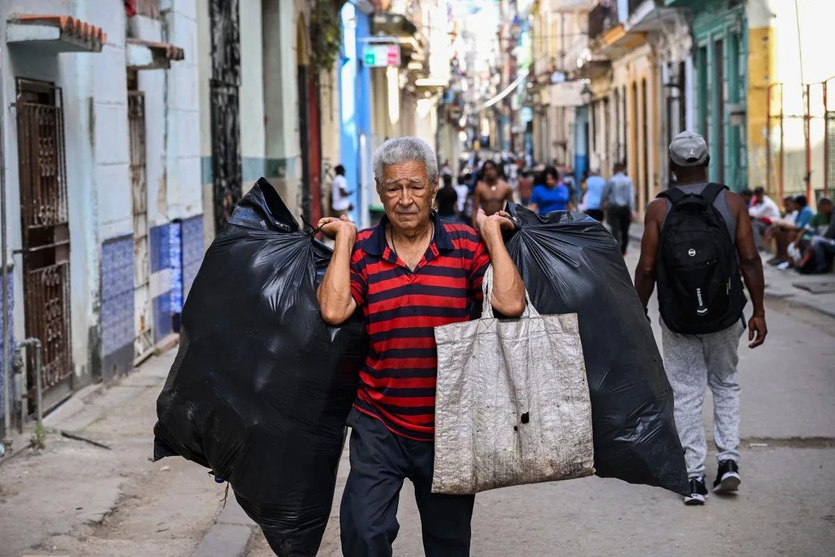 MST participa de missão de solidariedade a Cuba e à Venezuela com líderes internacionais