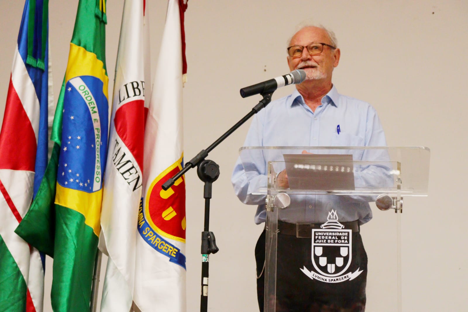 “O futuro está nas mãos dos camponeses”, afirma João Pedro Stedile em UFJF