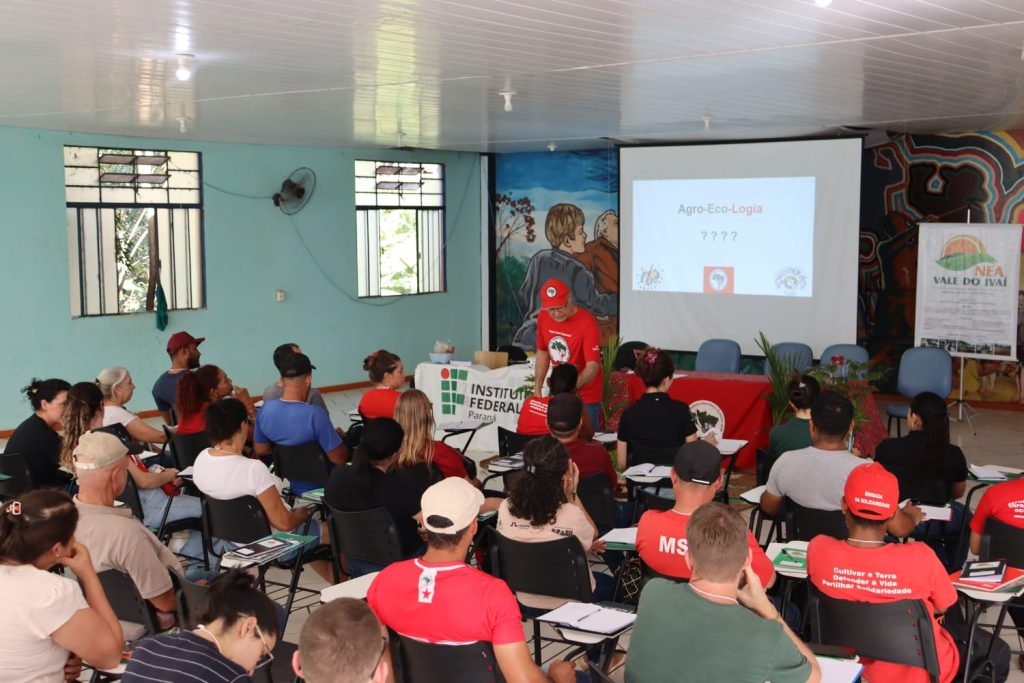 MST no PR realiza 1º curso de bioinsumos e homeopatia na agroecologia para agricultores/as