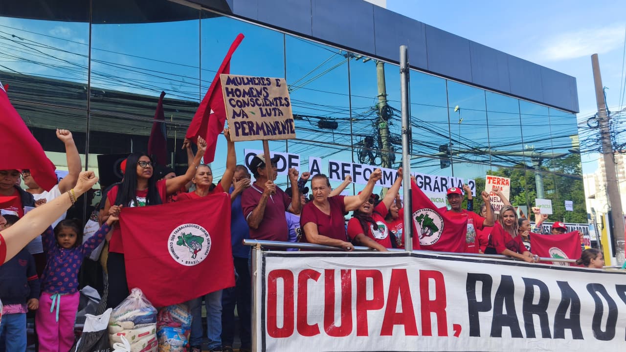 MST ocupa INCRA e pressiona por assentamentos em Mato Grosso