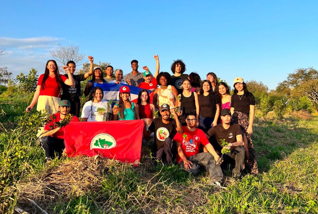 Centenário de Fidel Castro inspira mobilizações da Juventude Sem Terra no Brasil