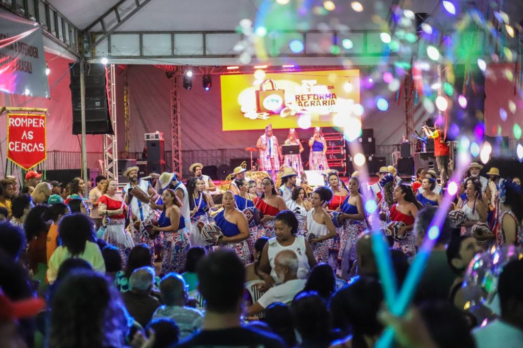 Feira da Reforma Agrária em Maceió movimenta a Praça dos Martírios com shows gratuitos
