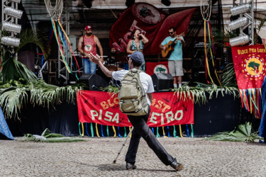 Bloco Pisa Ligeiro, em Minas Gerais. Foto: Gustavo Caetano/@gcaetanoj
