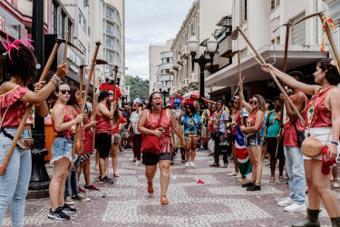 Bloco Pisa Ligeiro, em Minas Gerais. Foto: Gustavo Caetano/@gcaetanoj