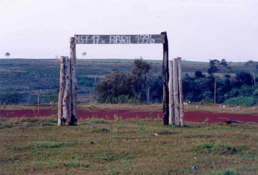 Ocupação Fazenda Giacometti (Rio Bonito do Iguaçu-PR, 17 abr. 1996)
Crédito: Arquivo MST