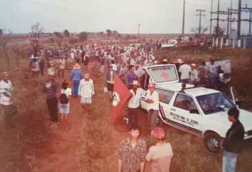 Primeira Marcha do MST MT de Rondonópolis a Cuiabá (Mato Grosso, 1996)
Crédito: Arquivo MST MT