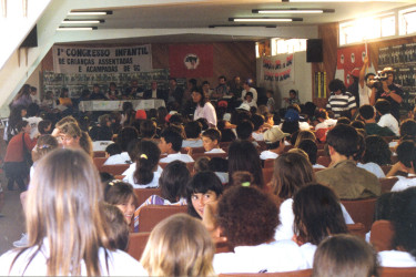 Primeiro Encontro Estadual dos Sem Terrinha (Santa Catarina, data desconhecida)
Crédito: Arquivo MST-SC