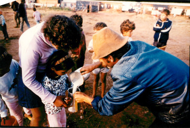 Brasiguaios em acampamento do MST (Novo Horizonte de
Sul-MS, 1992) Crédito: Gianne Carvalho