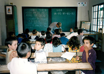 Assentamento "Cobrinco" do MST (Rondônia, 25 abr.
2000) Crédito: Arquivo MST