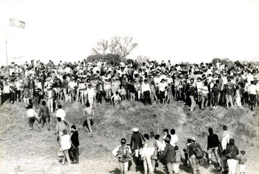 Ocupação em Santo Ângelo (Santo Ângelo-RS, 25 jul.
1988) Crédito: Douglas Mansur