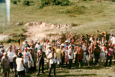 Ocupação Fazenda Sete Brejos (Indiaroba-SE, set.
1996) Crédito: Verinha Villar