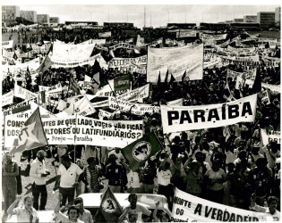 Elaboração da Constituição (Distrito Federal, 1988) Crédito: Douglas
Mansur