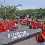 "Pela vida das mulheres e o fim do feminicídio em Mato Grosso: em luta pela democracia e pelo bem viver. Contra o fascismo, sem anistia!". Foto: Comunicação MST