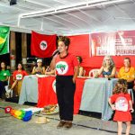 O feriado da Revolução Pernambucana foi de luta para às mulheres pernambucana do MST, ocupando a praça do Derby em Recife (PE). Foto: Bianka Eduarda.