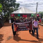Mulheres plantaram 200 mudas no Bosque da Resistência, localizado no Acampamento 8 de Março, Planaltina (DF).
Foto: Camila Araújo.