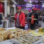 Roda de Samba das Mulheres e café das camponesas na noite cultural da Jornada de Lutas das Mulheres em Curitiba (PR). Foto: Juliana Barbosa.