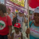 Mais de 6 mil pessoas percorreram as ruas da capital baiana, no dia 08 de Março, dia Internacional de Luta das Mulheres. Foto: Luara De / @luarafoto