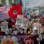 Mais de 6 mil pessoas percorreram as ruas da capital baiana, no dia 08 de Março, dia Internacional de Luta das Mulheres. Foto: Luara De / @luarafoto