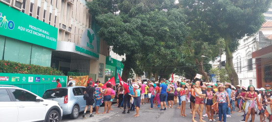 Neste 08 de março, as Mulheres do Campo, das Florestas e das Águas fazem denúncia em frente à FAEPA (Federação da Agricultura e Pecuária do Pará). Foto: Setor de Comunicação Pará.