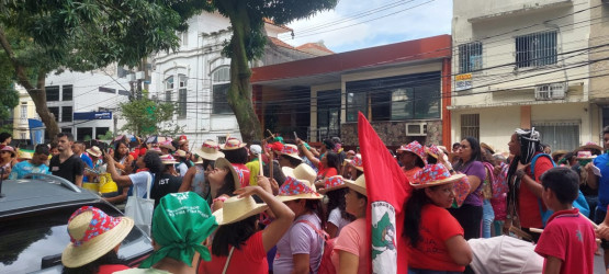 Neste 08 de março, as Mulheres do Campo, das Florestas e das Águas fazem denúncia em frente à FAEPA (Federação da Agricultura e Pecuária do Pará). Foto: Setor de Comunicação Pará.