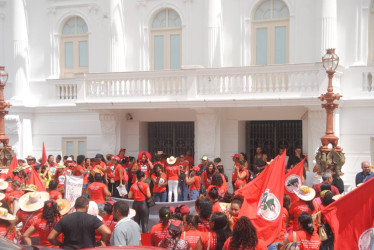8M DE LUTA NO MARANHÃO: As companheiras do MST se uniram aos movimentos sociais e entidades em ato público nas ruas de São Luís. Foto: @euselmafotografa