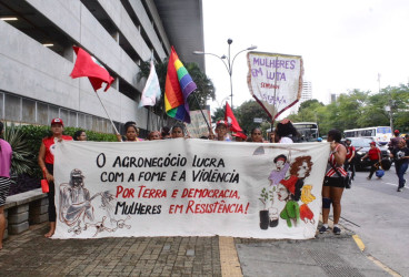 No Rio Grande do Norte, mulheres seguiram em marcha pelas ruas da capital potiguar. Foto: @morganasouzas
