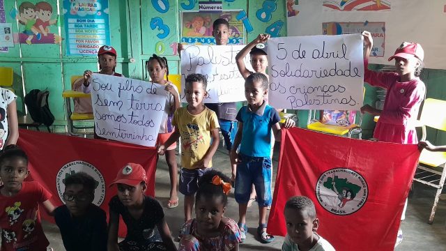 Fotos: MST BA, Assentamento Canudos, em Wenceslau Guimarães.