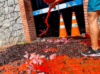 Maceió-AL, Escracho em frente à Prefeitura Municipal da capital alagoana denuncia omissão da gestão no caso BRASKEM, Foto: Comunicação MST-AL