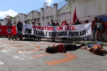 Dia Mundial do Meio Ambiente, o Movimento dos Trabalhadores Rurais Sem Terra (MST) e o Movimento pela Soberania Popular na Mineração (MAM) realizaram ação conjunta na cidade de Santa Quitéria, no Ceará, com a participação de cerca de 100 militantes e assentados/as da Reforma Agrária da região, Foto: Comunicação MST-CE