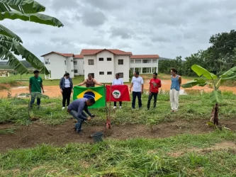 Escola Popular de Agroecologia Egídio Brunetto, plantou mudas em homenagem ao Pepe Mujica, Foto: MST-BA