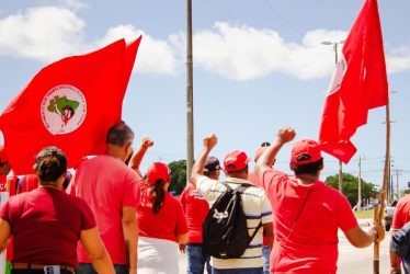 Cerca de 800 militantes do MST marcham em direção a capital potiguar para acampamento durante a Semana Camponesa, Foto: MST-RN