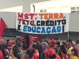 MST ocupa Secretaria de Educação do Ceará para cobrar investimento na educação do campo, Foto: MST-CE