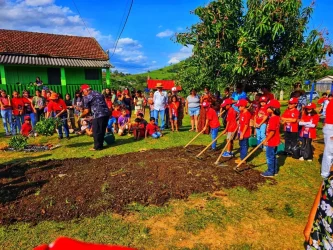 Na Escola Itinerante Caminhos do Saber, no Assentamento Maila Sabrina, em Ortigueira-PR, Foto: MST-PR
