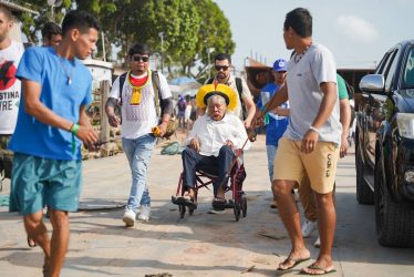 Cúpula dos povos inicia com barqueata com uma delegação de 1.300 Sem Terra. Foto: Eduardo Moura / MST