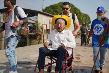 Cúpula dos povos inicia com barqueata com uma delegação de 1.300 Sem Terra. Foto: Eduardo Moura / MST