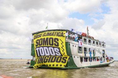Cúpula dos povos inicia com barqueata com uma delegação de 1.300 Sem Terra. Foto: Priscila Ramos / MST