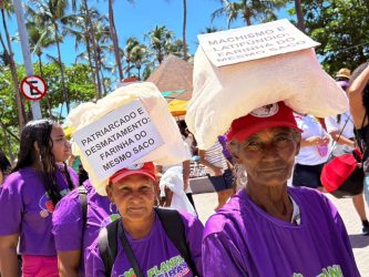 Mulheres Sem Terra realizam caminhada em Salvador. Foto: MST-BA