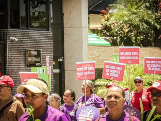 Mulheres Sem Terra realizam caminhada em Salvador. Foto: MST-BA