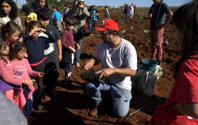 Jornada Nacional em Defesa da Natureza e seus Povos em Porecatu, Norte do Paraná. Foto: Solange Engelmann e Rebeca Mercuri